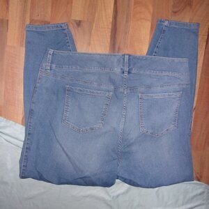 torrid size 22  plus sized stretch bue jean twenty two denim pants womens